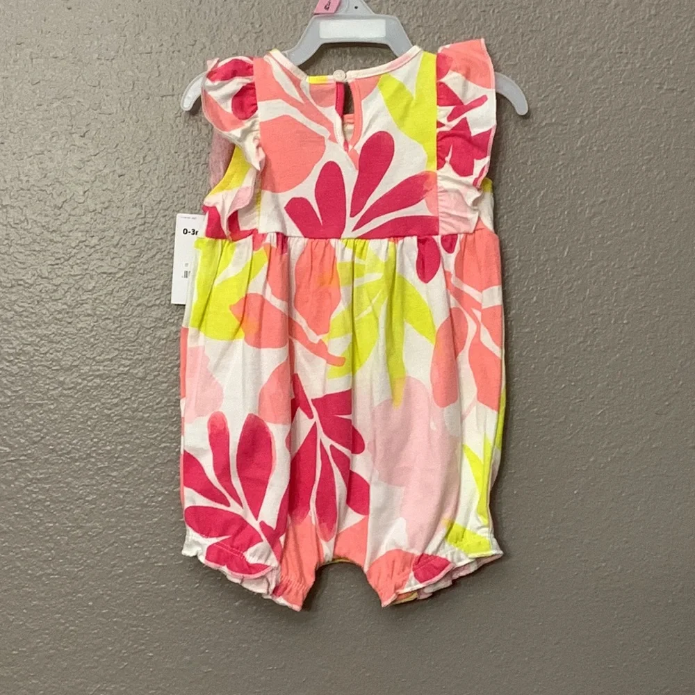 Carter’s baby girl spring summer floral Romper 0-3 months NWT